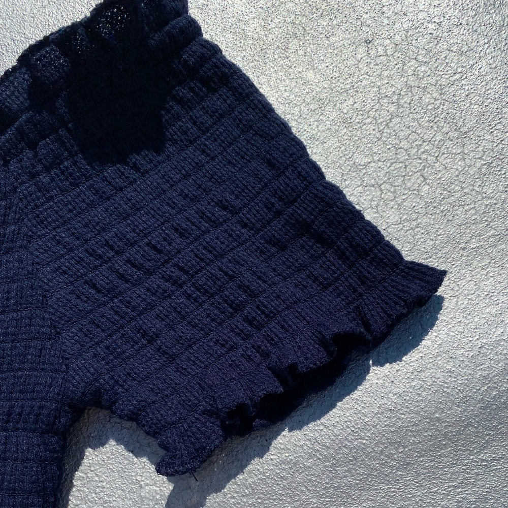 LIKE NEW Rushed/Ruffle Tee - Picture 6 of 7
